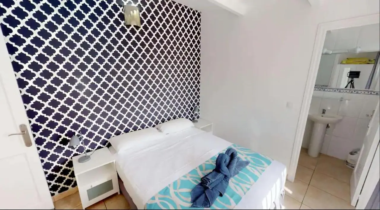 Villa Bahamas Private Heated Pool Close To Town. San Bartolome de Tirajana